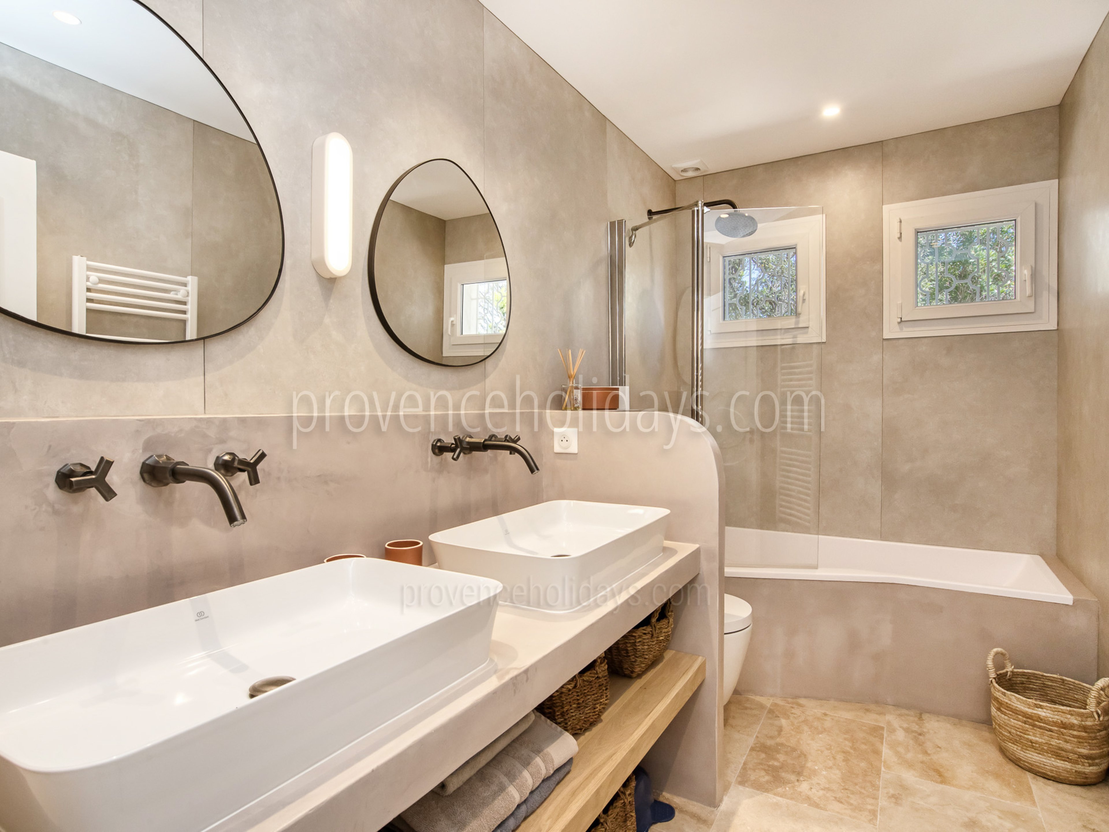 14 - Maison Zéphyr: Villa: Bathroom