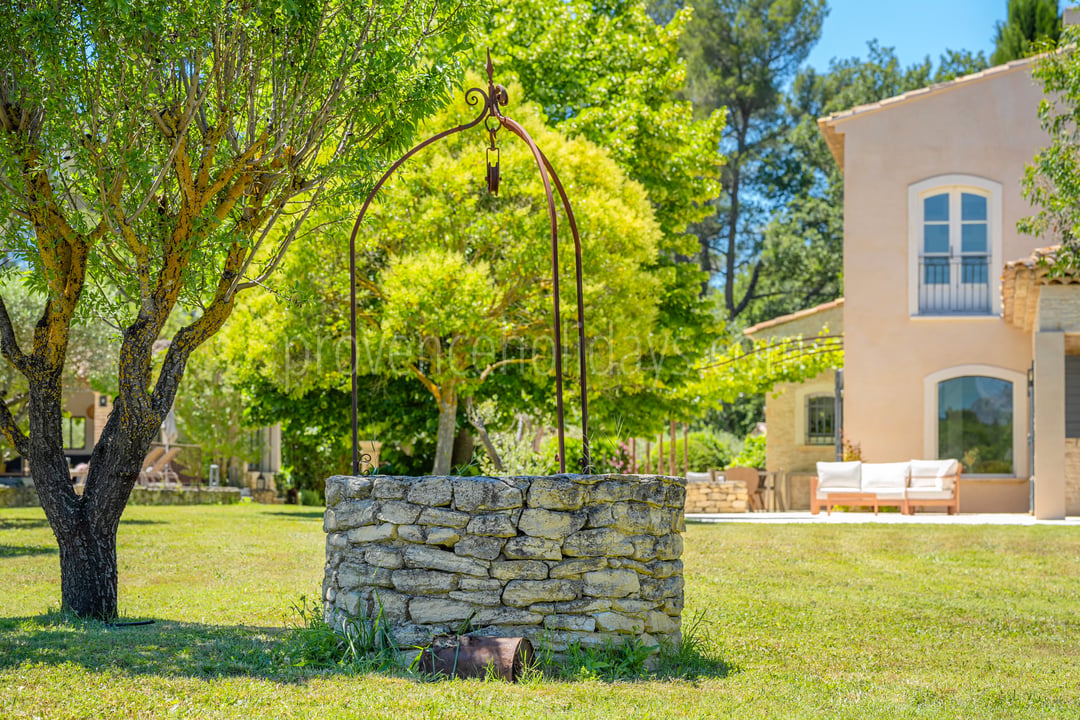 105 - Horizon Sainte-Victoire: Villa: Exterior