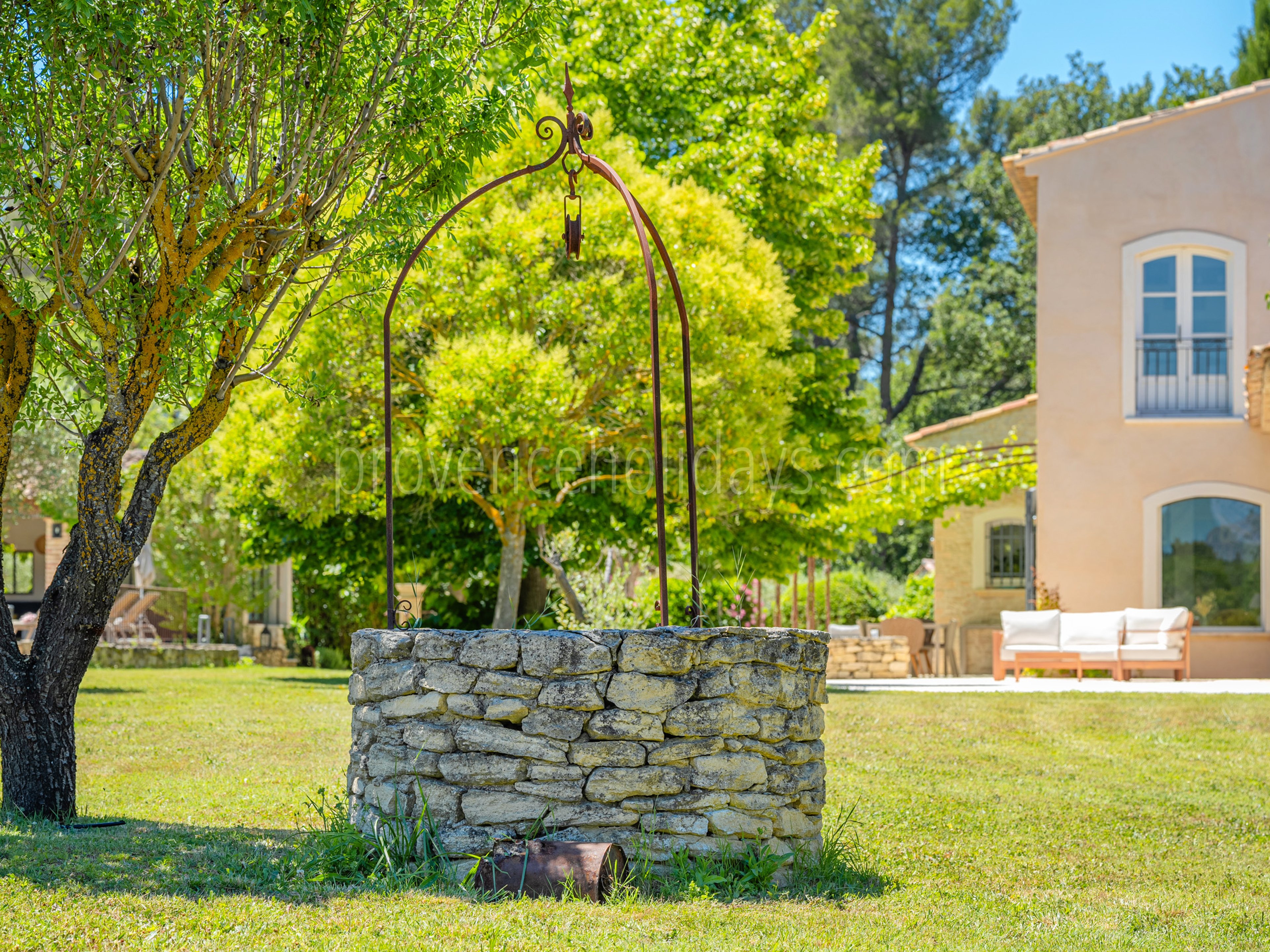 105 - Horizon Sainte-Victoire: Villa: Exterior