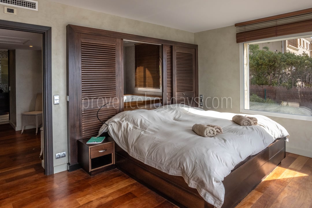 8 - Villa Élyane: Villa: Bedroom