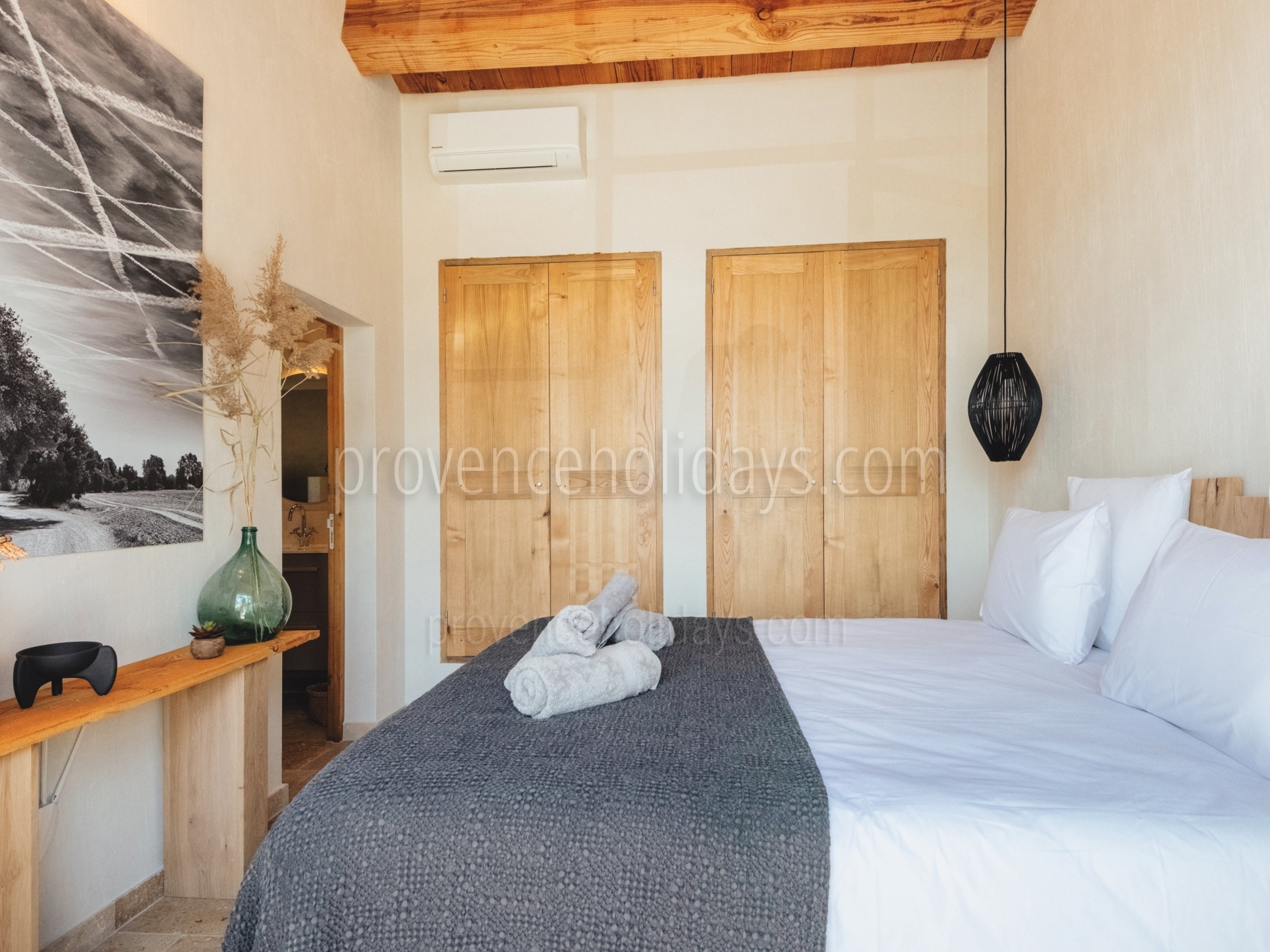 34 - Mas de Pierre: Villa: Bedroom 1
