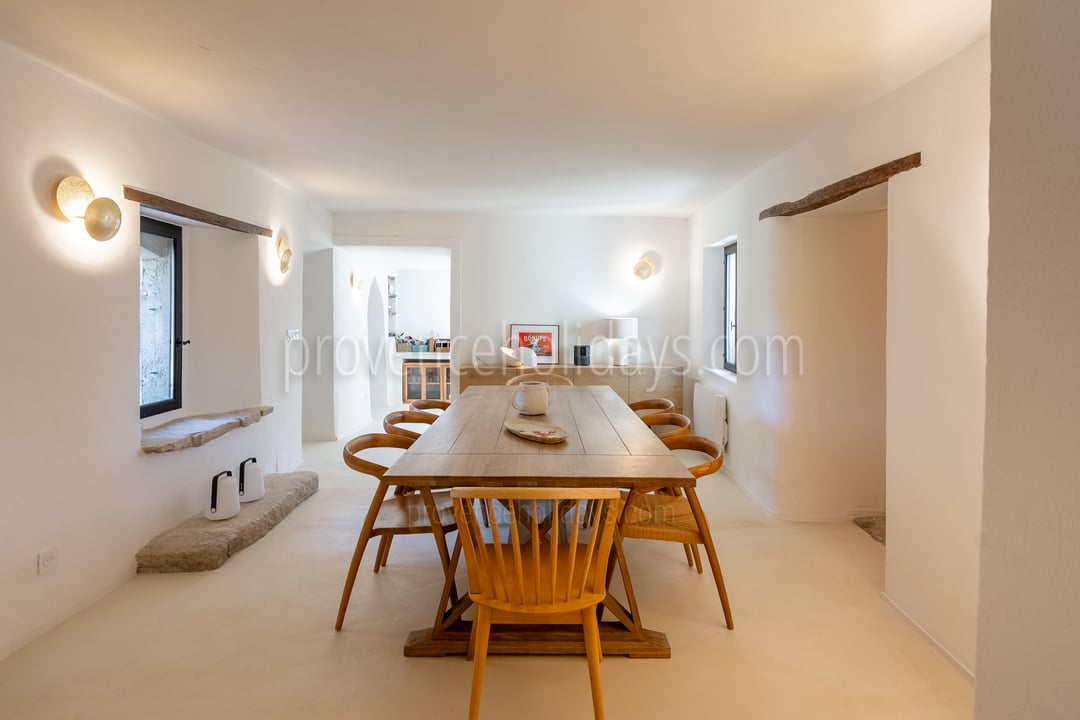 17 - Mas de la Rouquette: Villa: Interior
