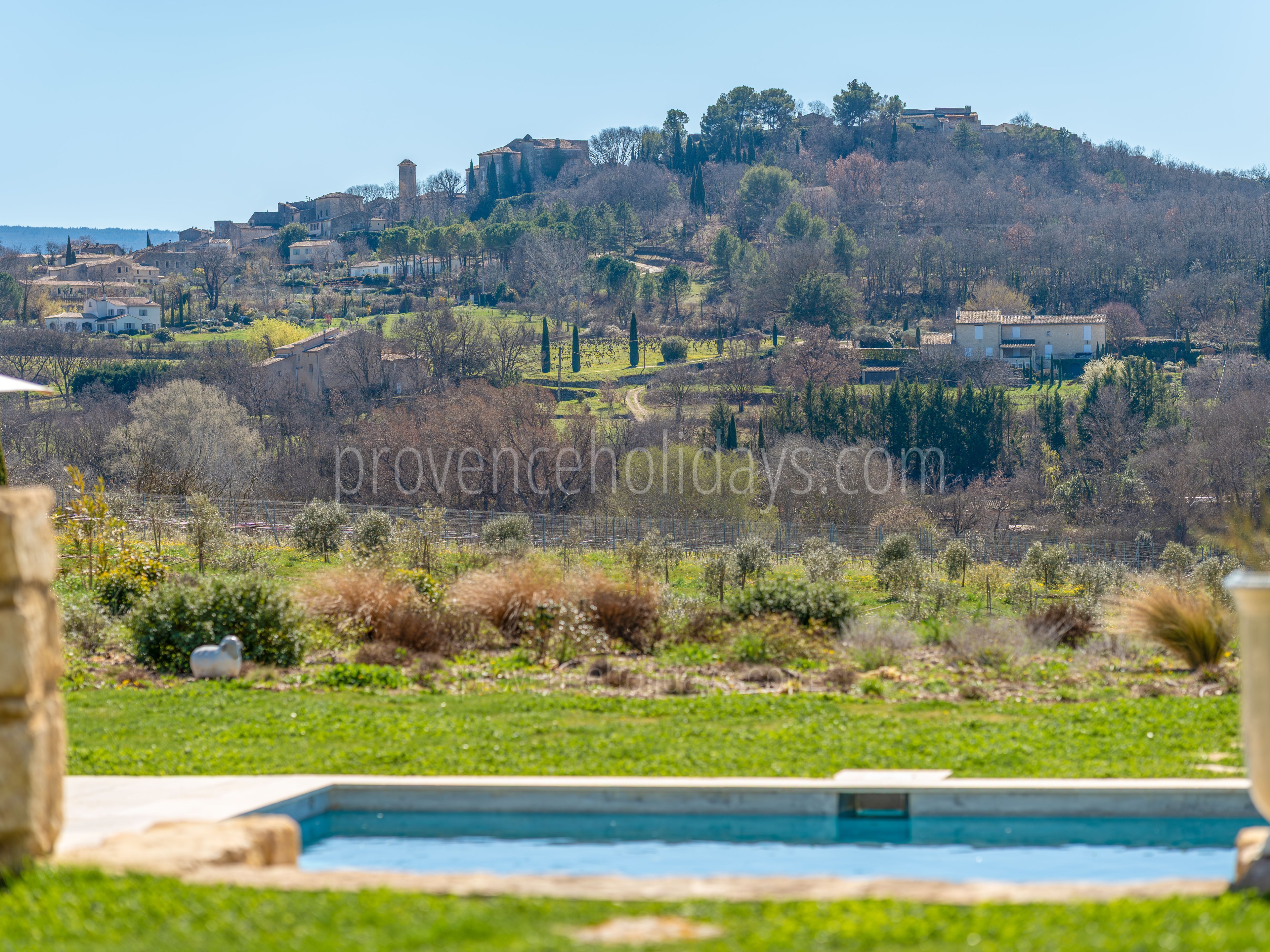 45 - Les Vignes du Luberon: Villa: Exterior