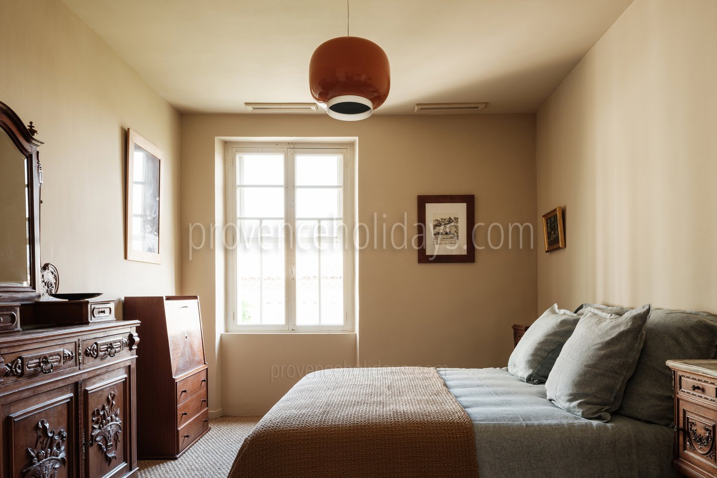 28 - La Bastide du Millénaire: Villa: Bedroom