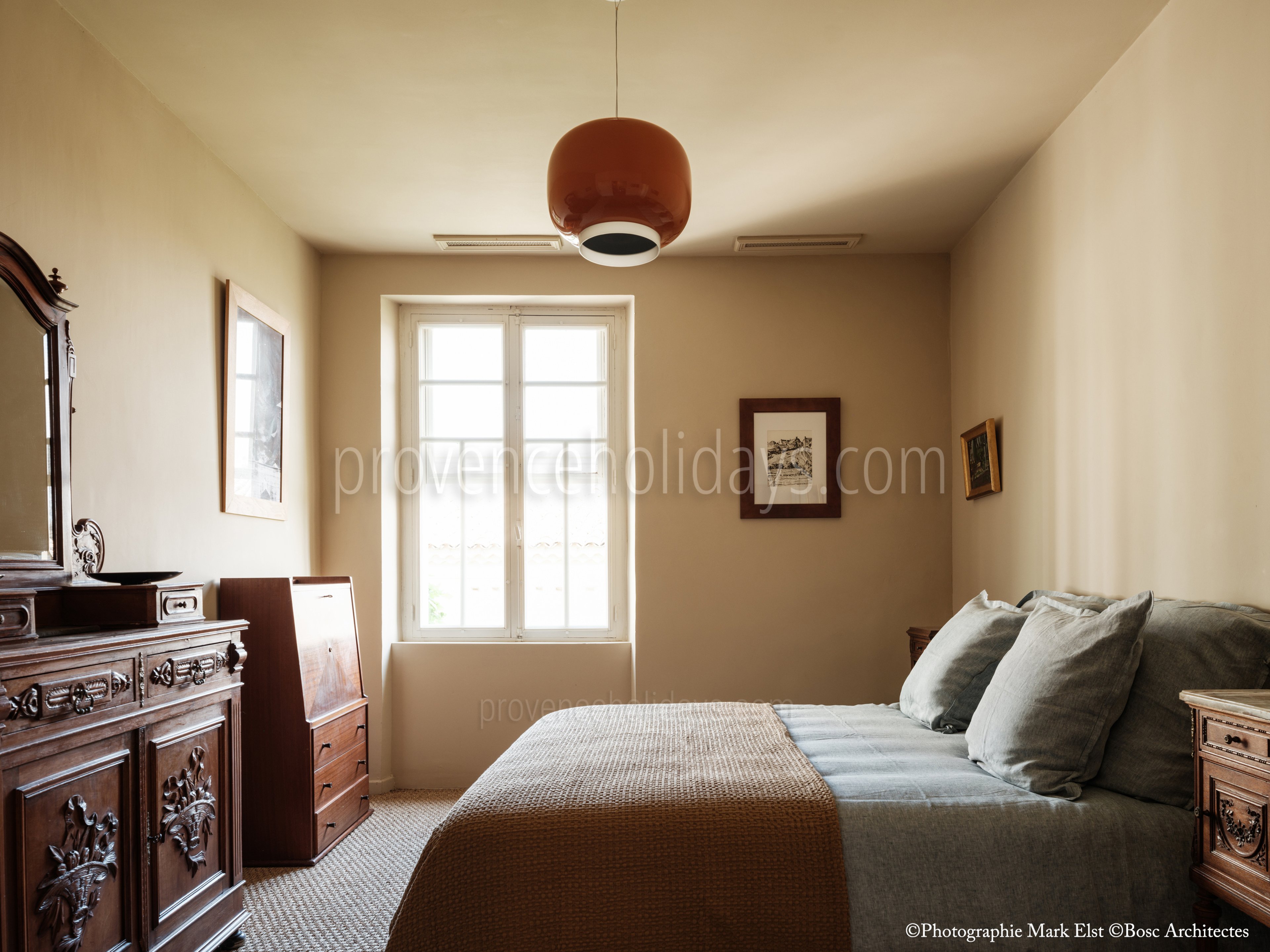 28 - La Bastide du Millénaire: Villa: Bedroom