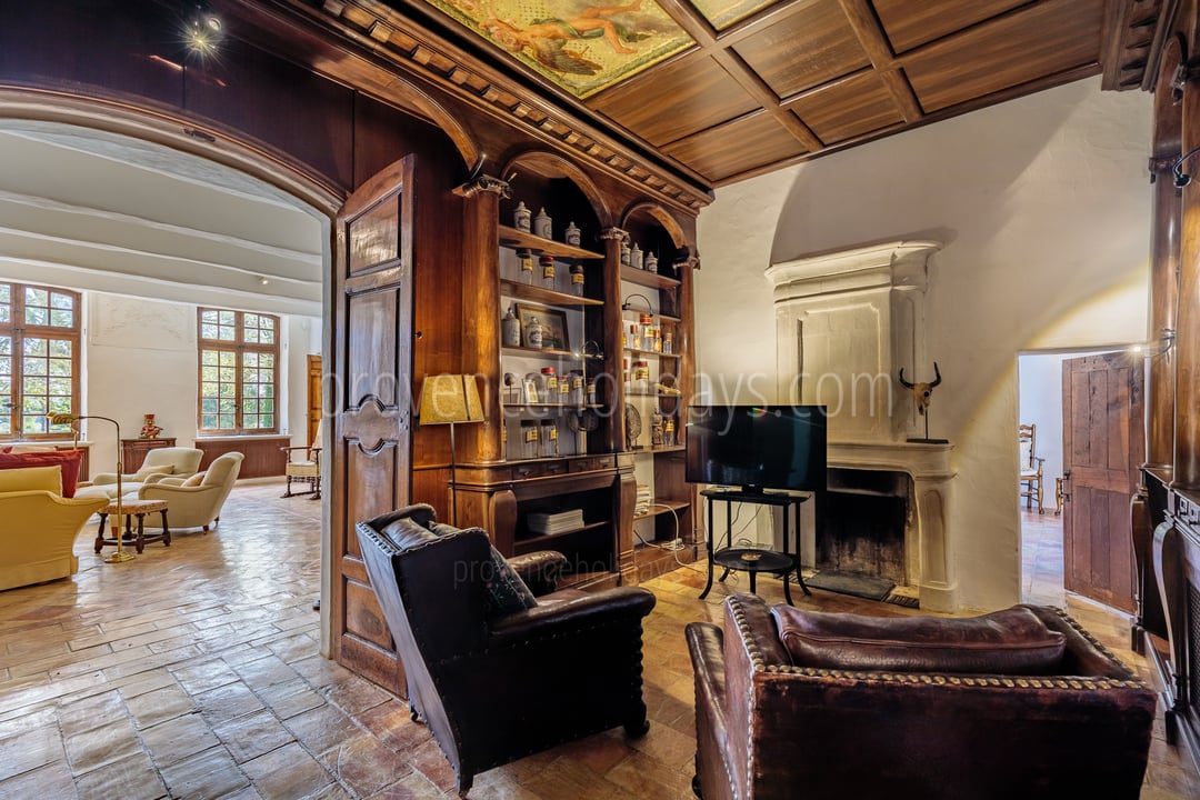 48 - Domaine de Luberon: Villa: Interior