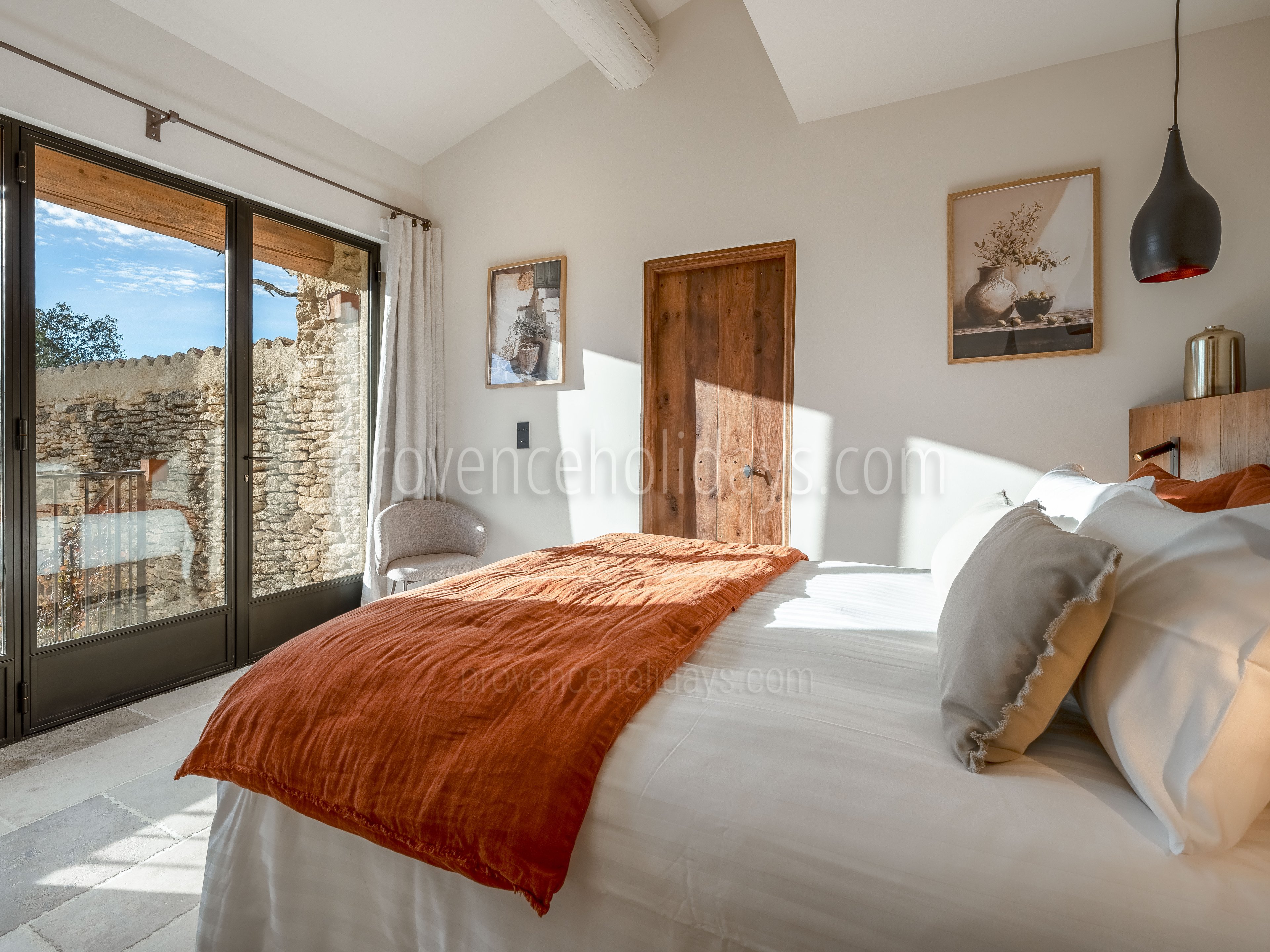 4 - Mas du Verger: Villa: Bedroom