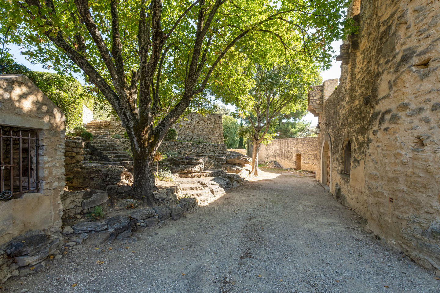 26 - Château de la Roque: Villa: Exterior