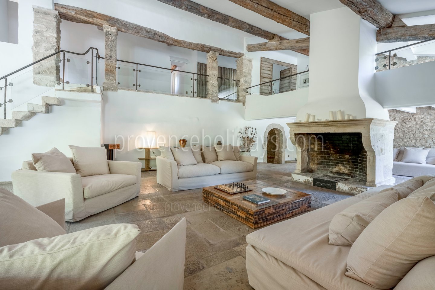 24 - Le Vallon Secret: Villa: Interior