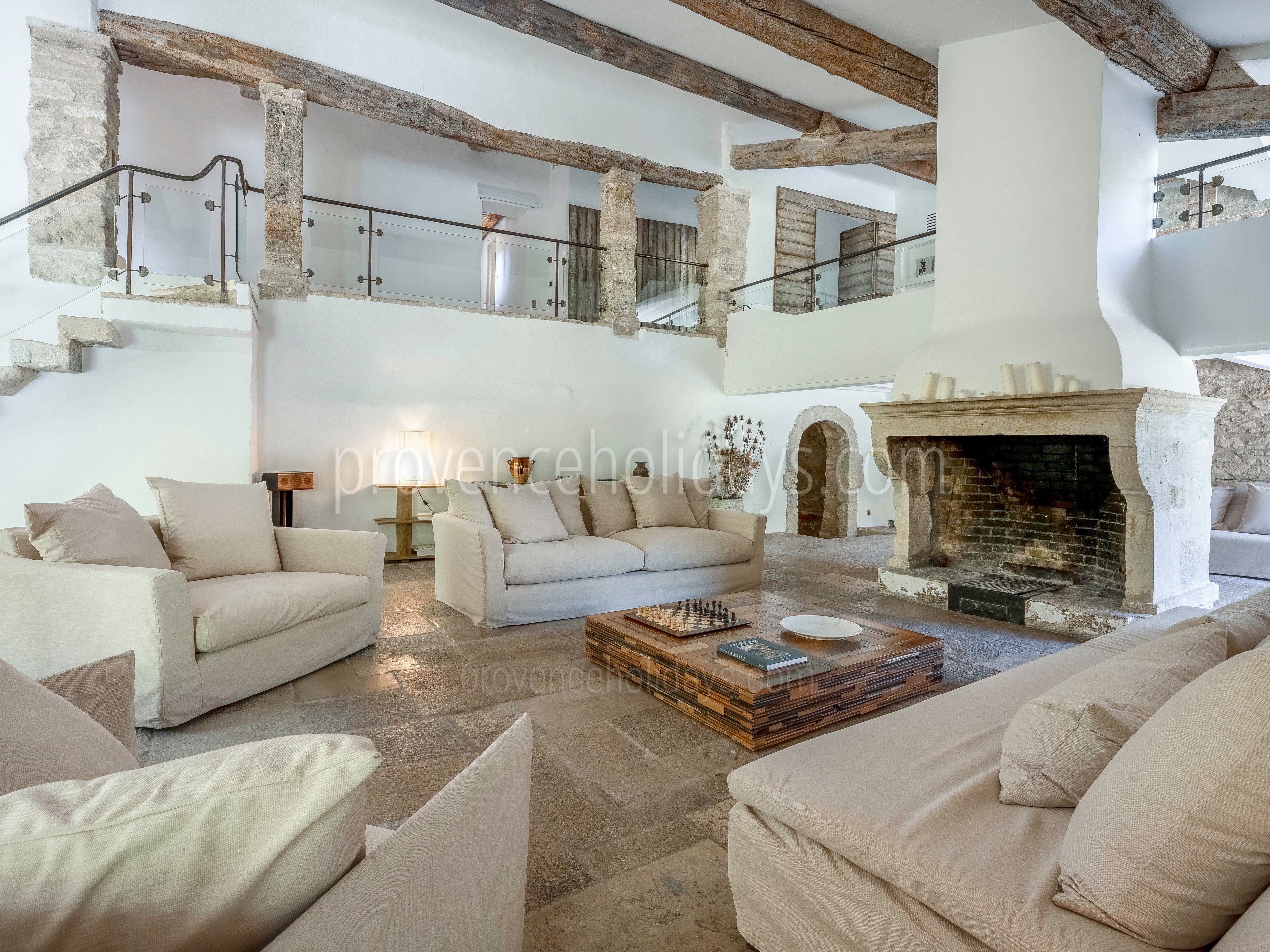 24 - Le Vallon Secret: Villa: Interior