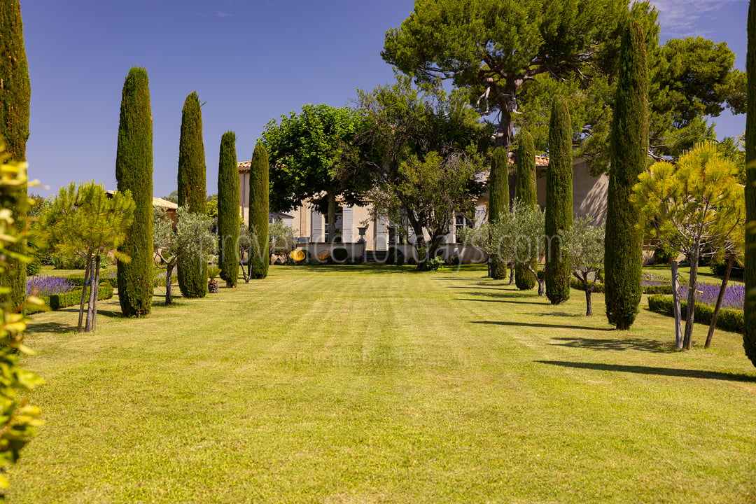 16 - Bastide de la Combe: Villa: Exterior