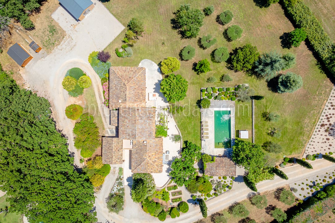 99 - Horizon Sainte-Victoire: Villa: Exterior