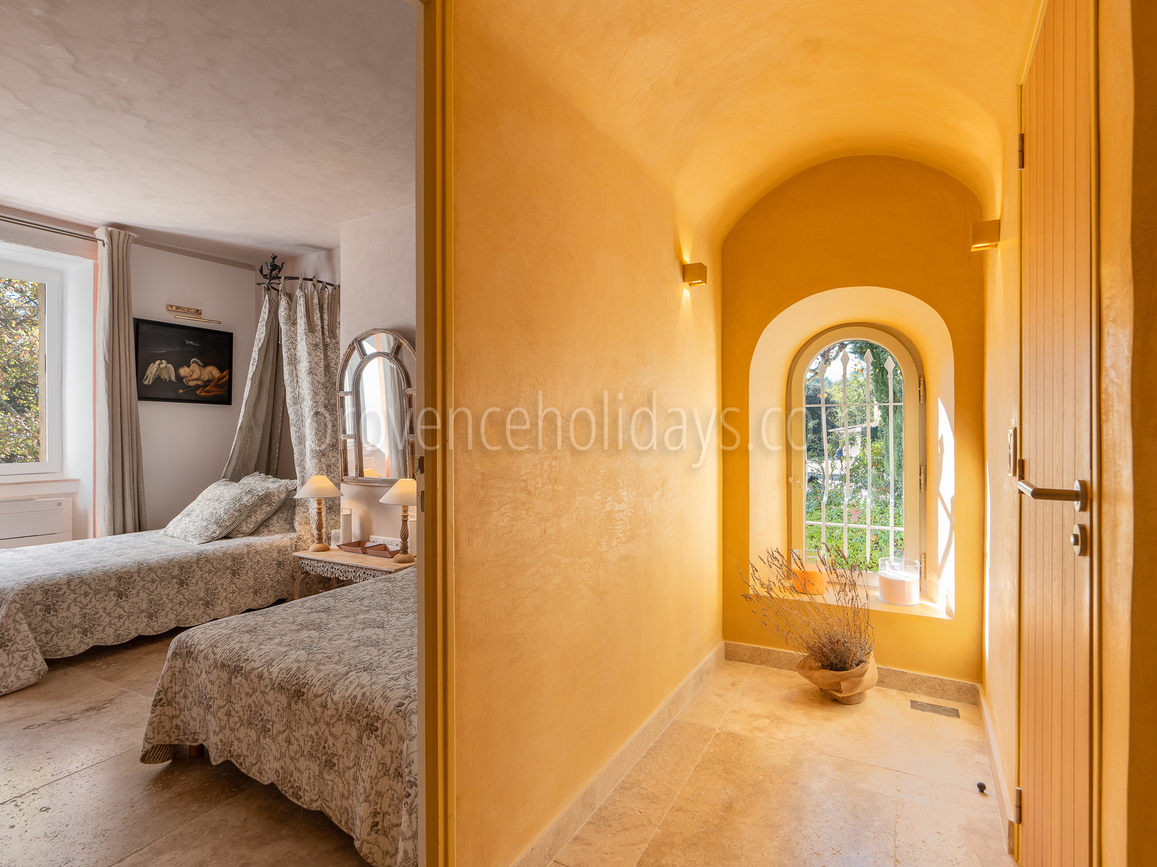 34 - Domaine Three Lakes: Villa: Interior