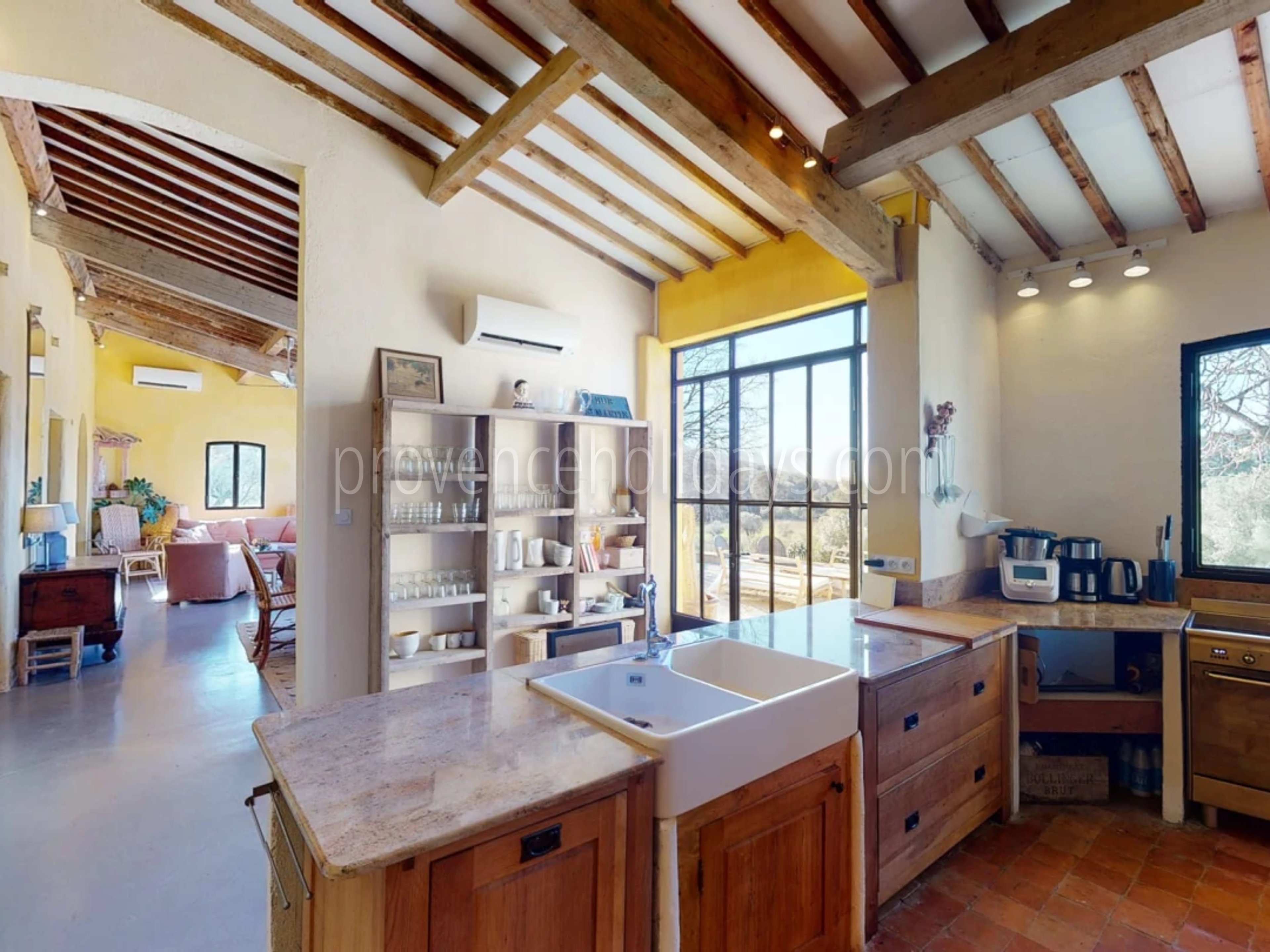 13 - La Bastide Ensoleillée: Villa: Interior