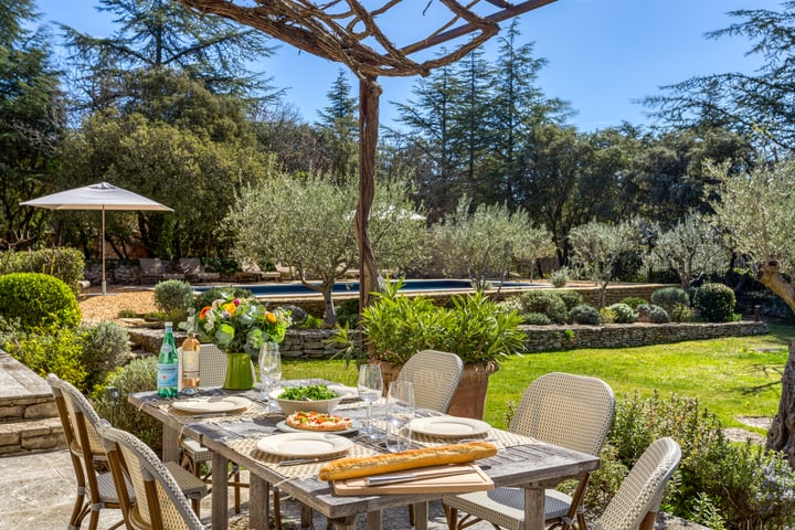 Holiday villa in Cabrières-d'Avignon, The Luberon