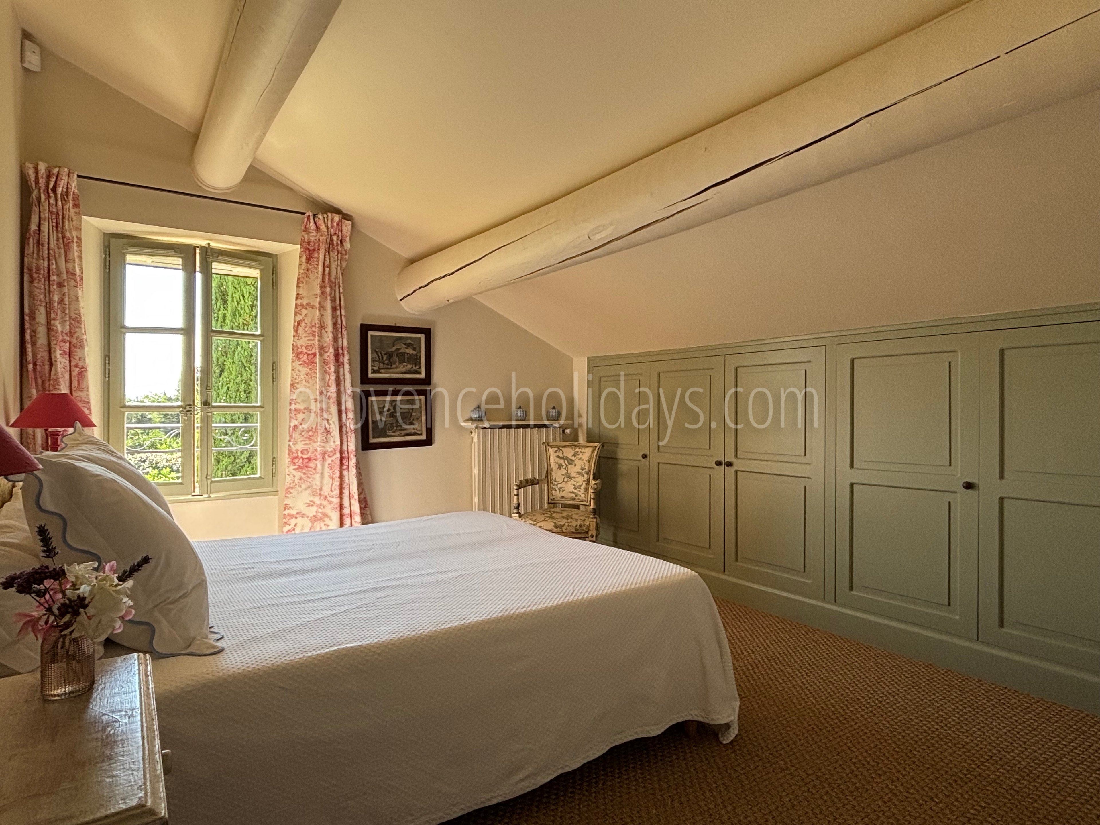 21 - Mas Saint-Andiol: Villa: Bedroom