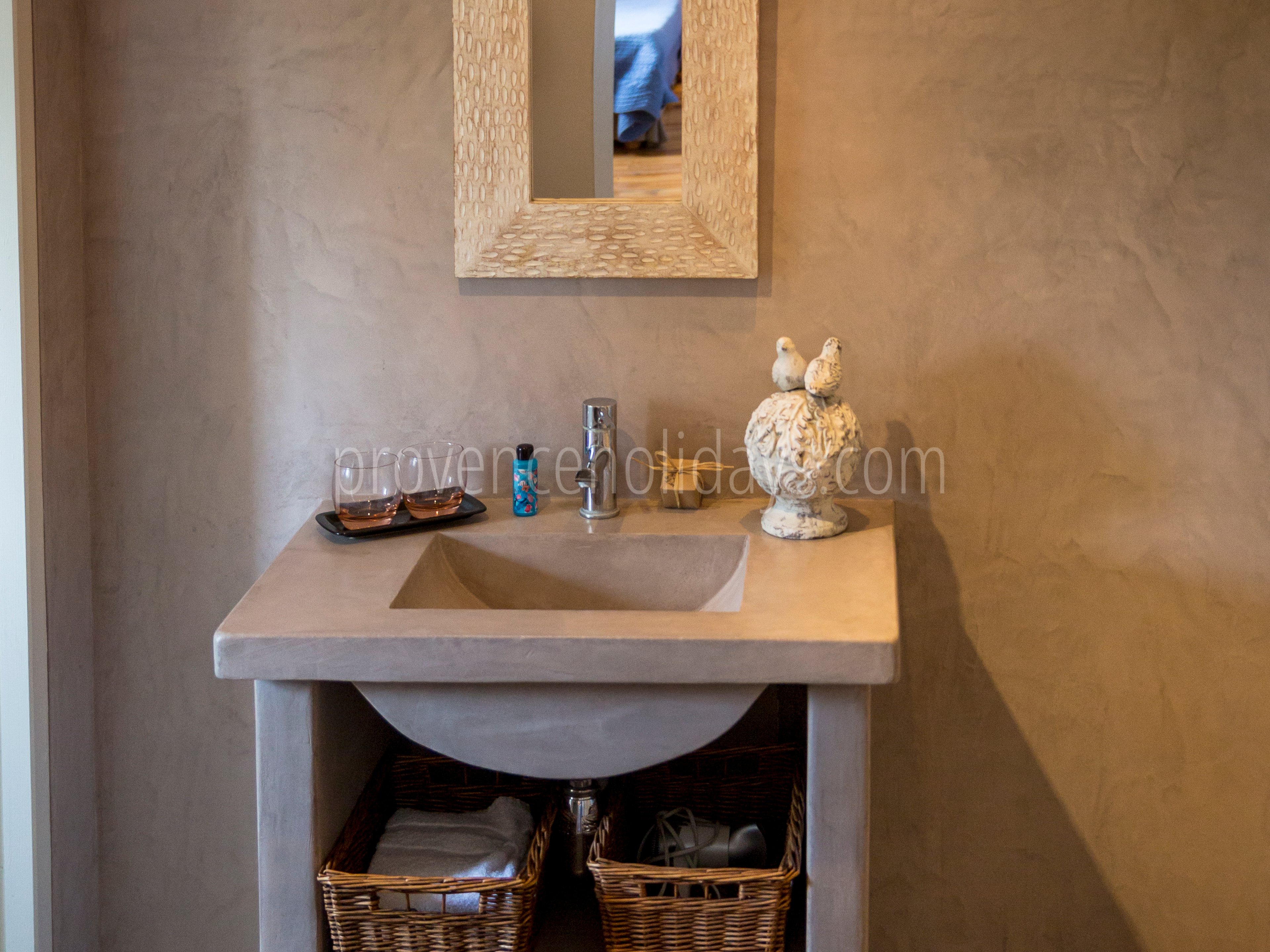 19 - Mas de Mazette: Villa: Bathroom