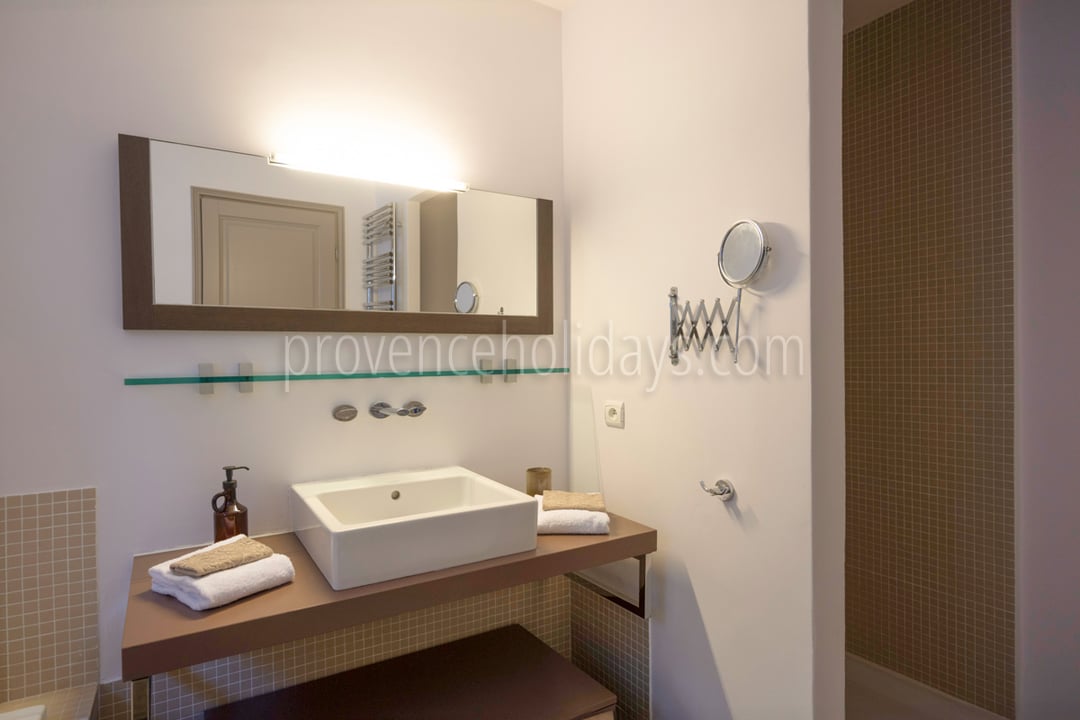 20 - Villa Belval: Villa: Bathroom