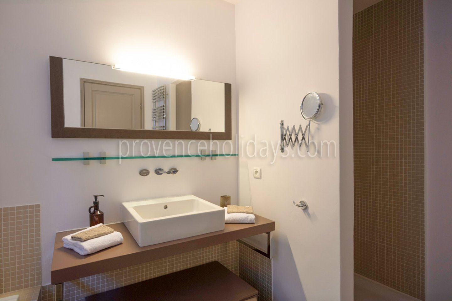 20 - Villa Belval: Villa: Bathroom