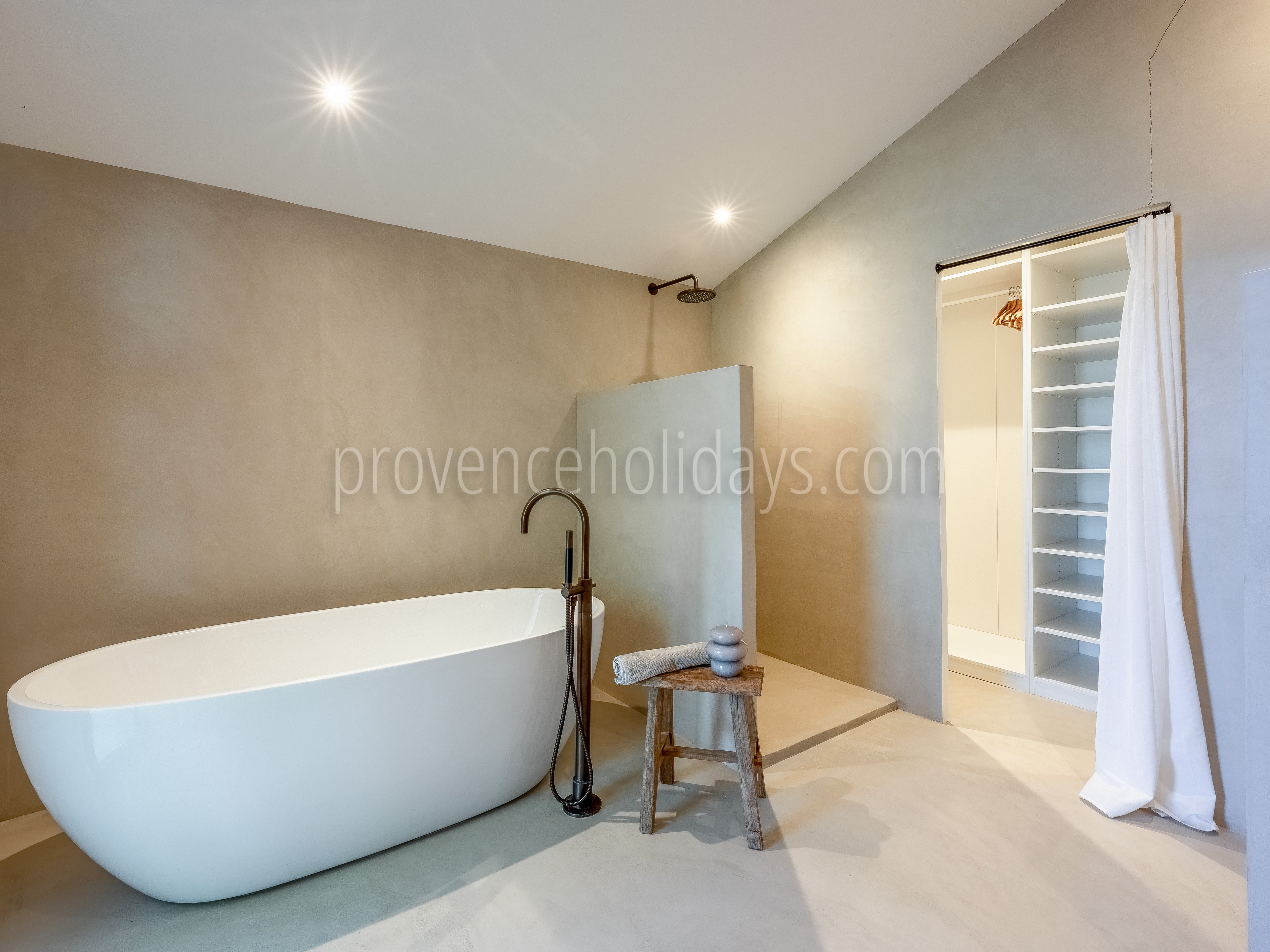 51 - L’Aube Provençale: Villa: Bathroom 1