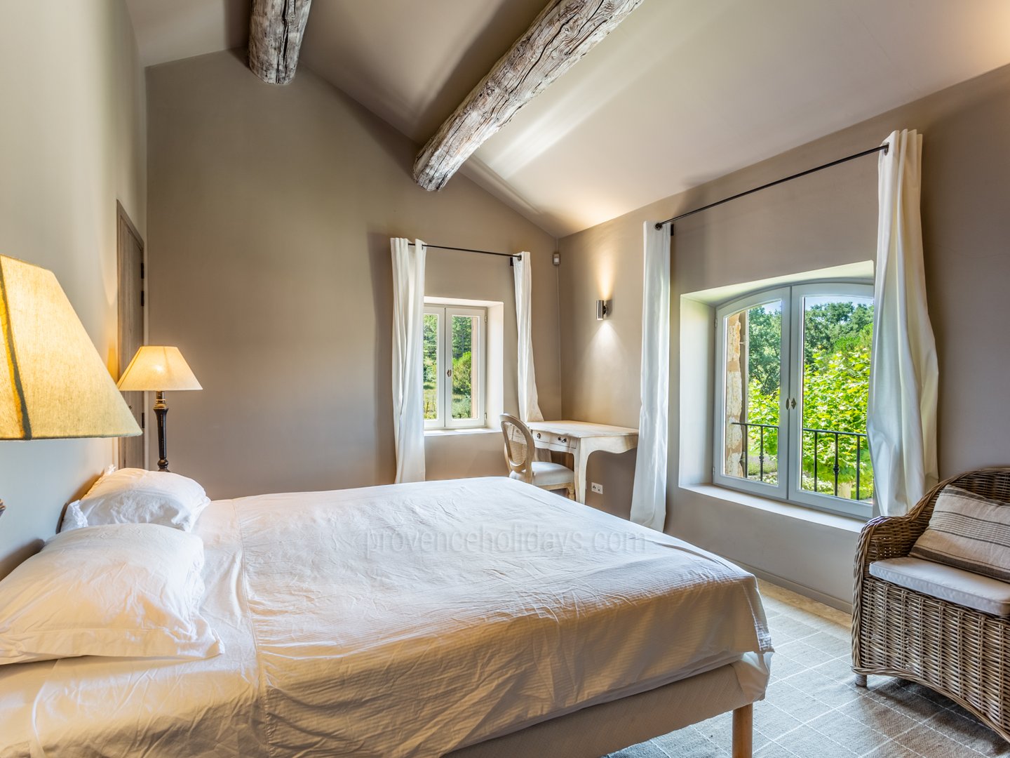 13 - Mas Saint-Julien: Villa: Bedroom