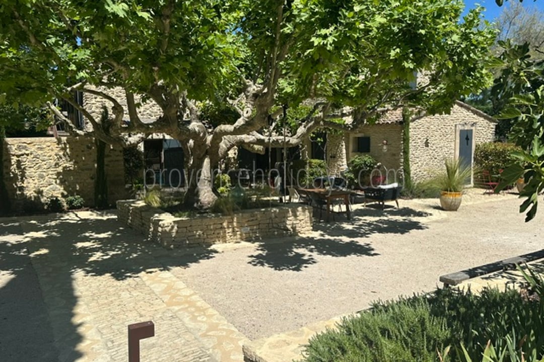 54 - Mas du Taureau: Villa: Exterior