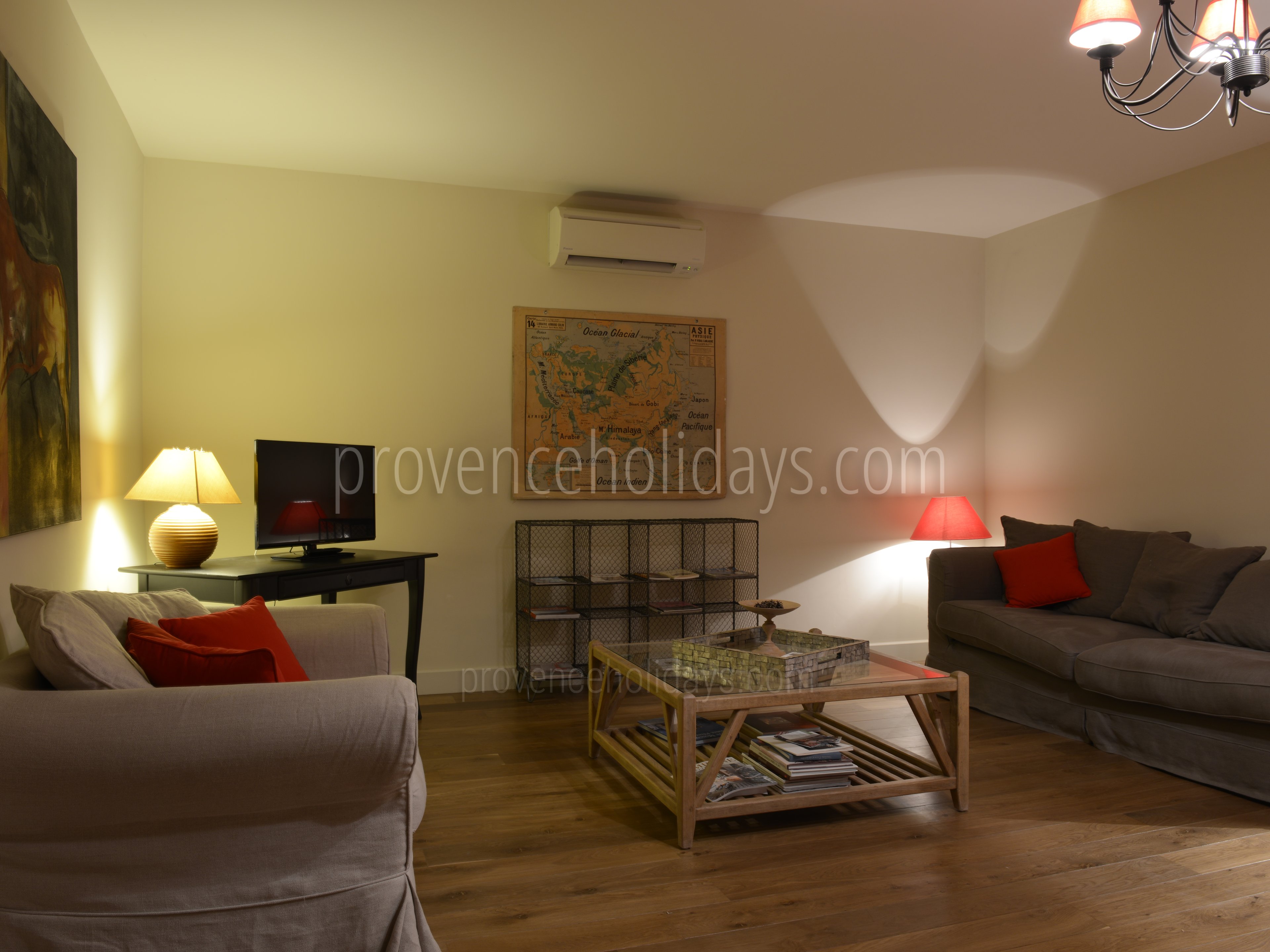 18 - Mas Audrey: Villa: Interior