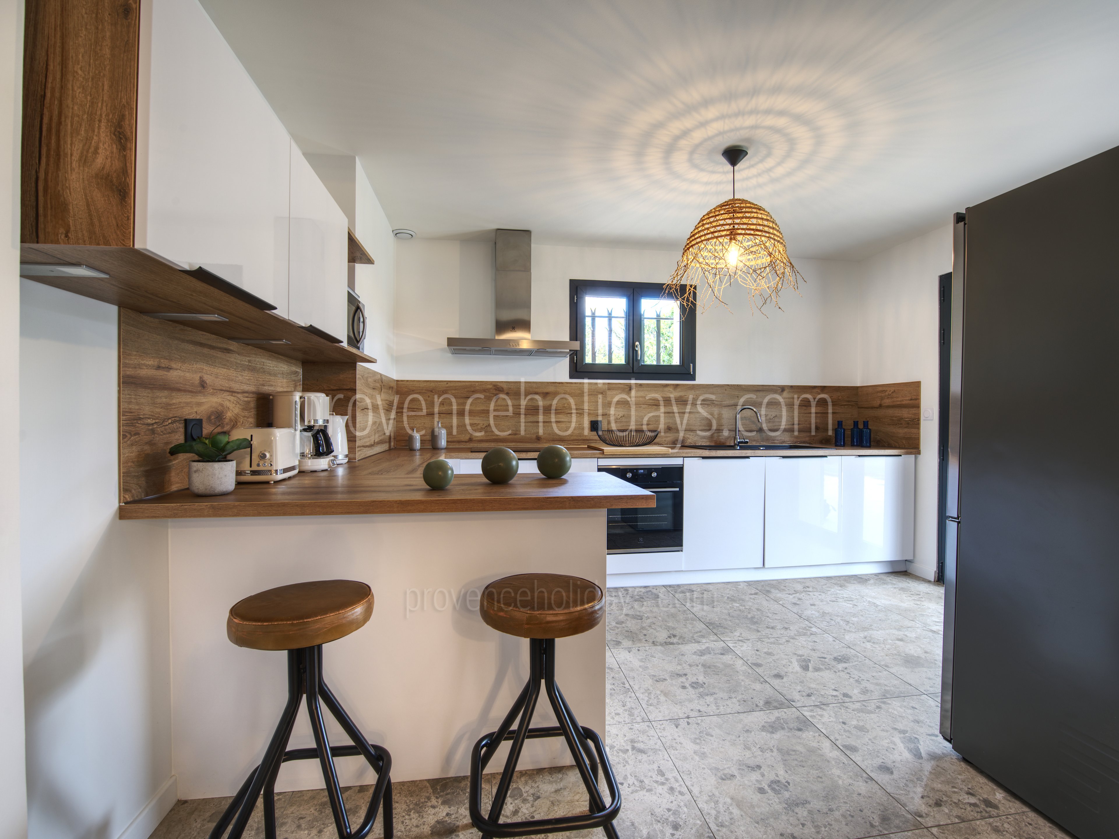 11 - Mazet du Paradou: Villa: Interior