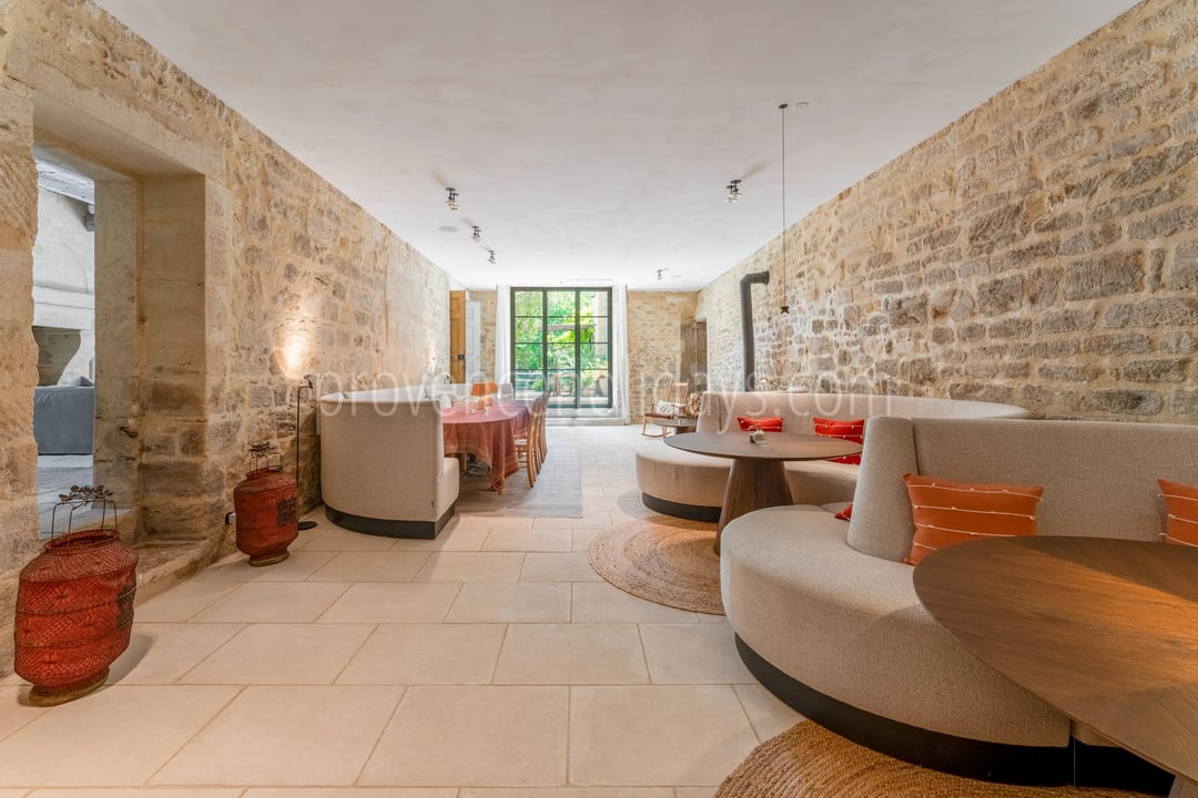 5 - Restored residence in Saint-Rémy-de-Provence: Villa: Interior