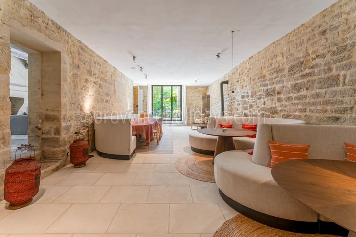5 - Restored residence in Saint-Rémy-de-Provence: Villa: Interior