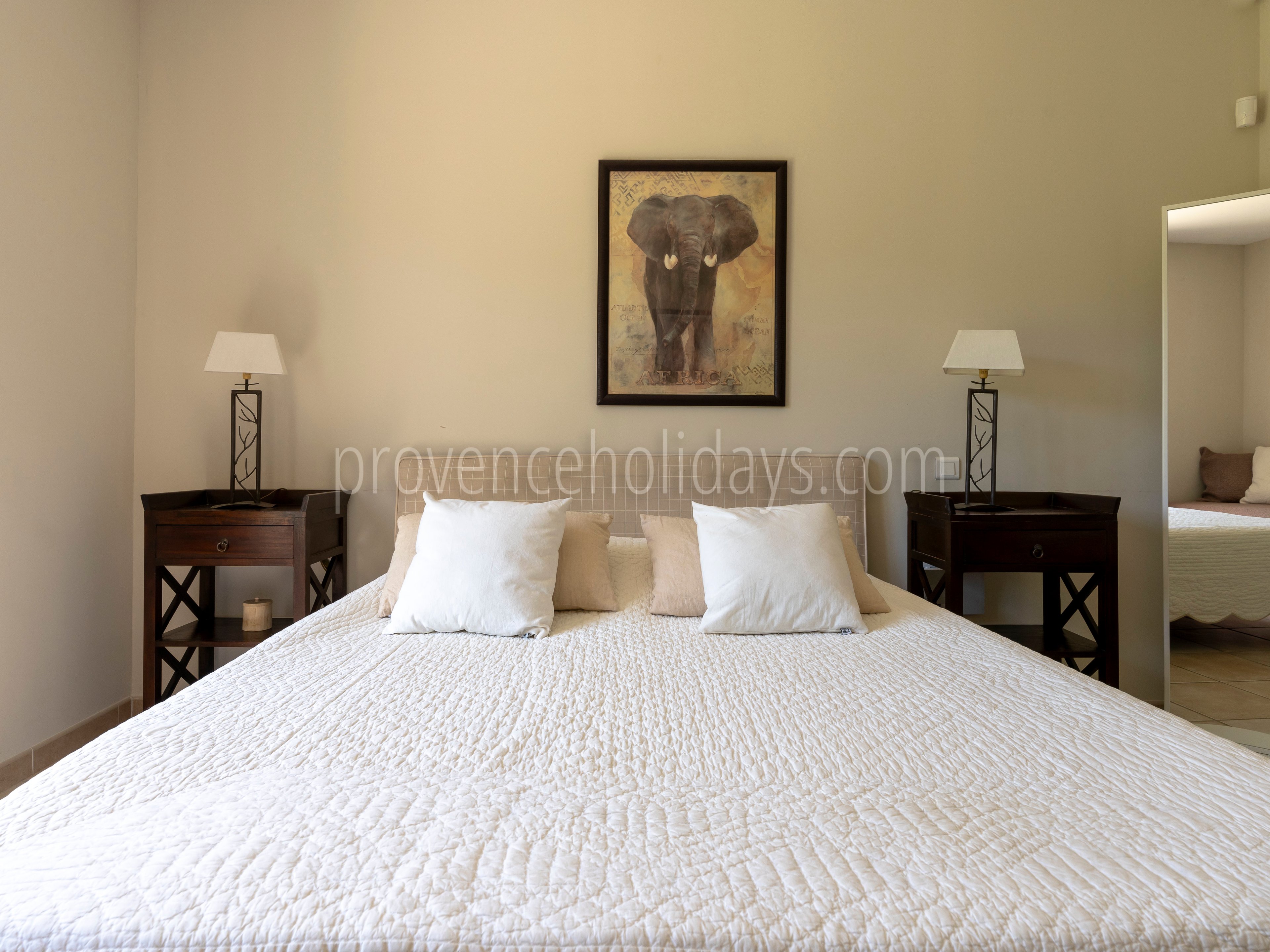 23 - Chez Alare: Villa: Bedroom