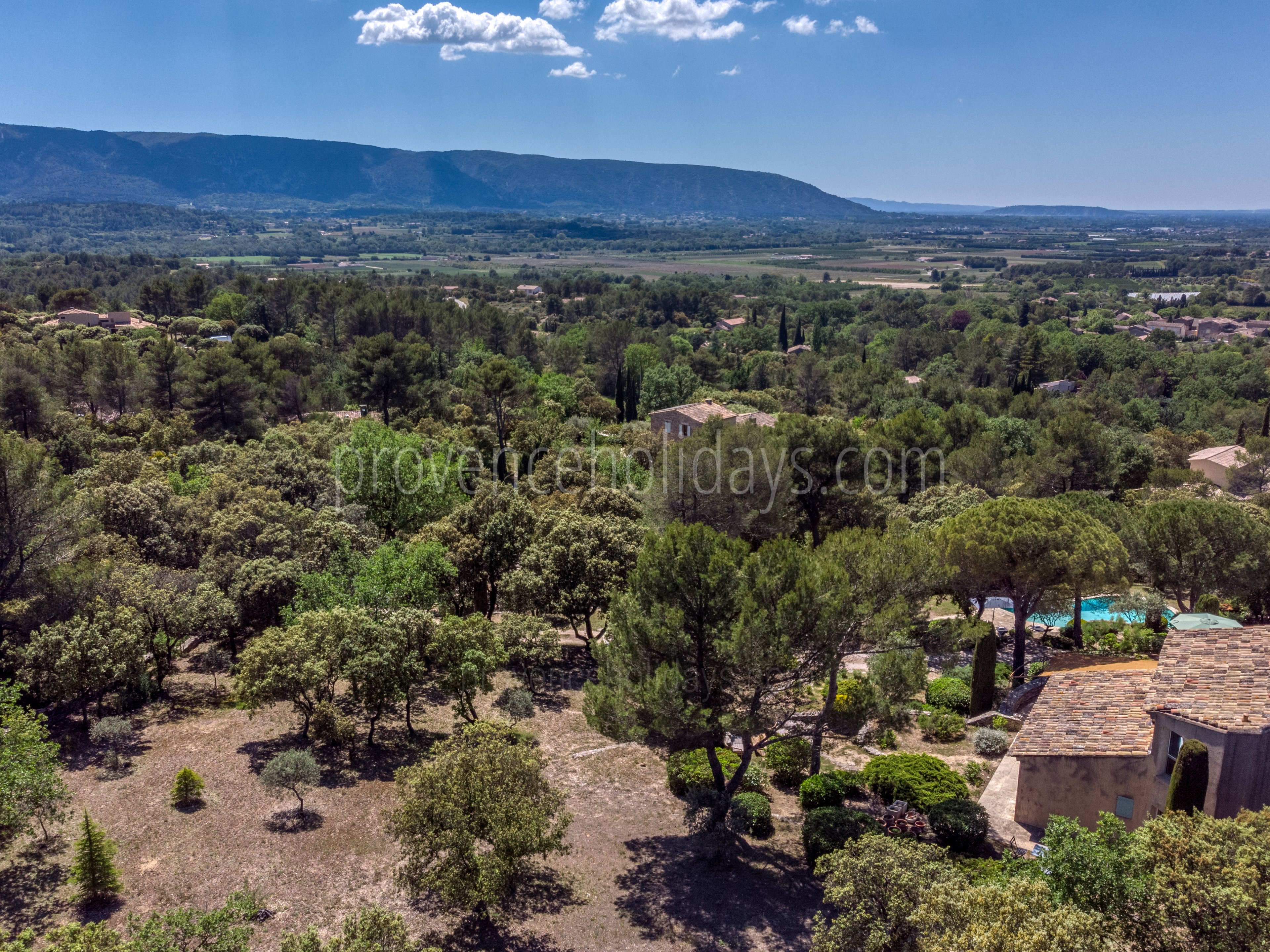 22 - L\'Escapade en Provence: Villa: Exterior