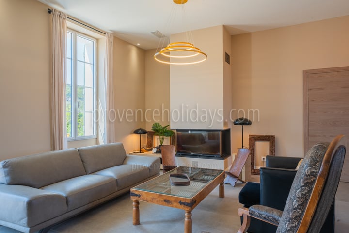 10 - Bastidon: Villa: Interior