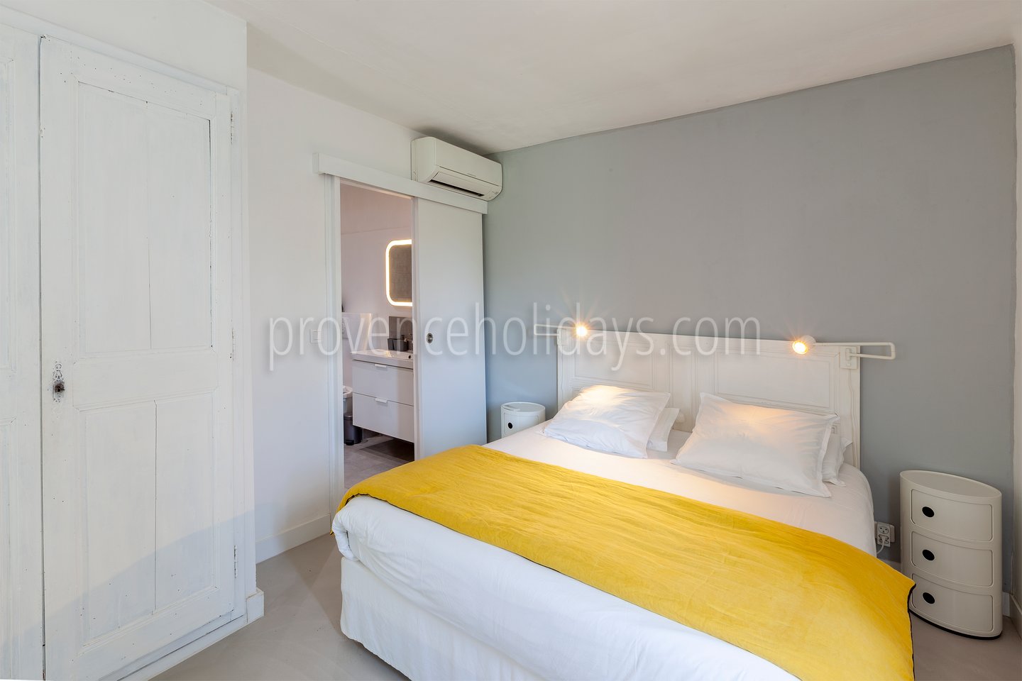 32 - Maison Robion: Villa: Bedroom