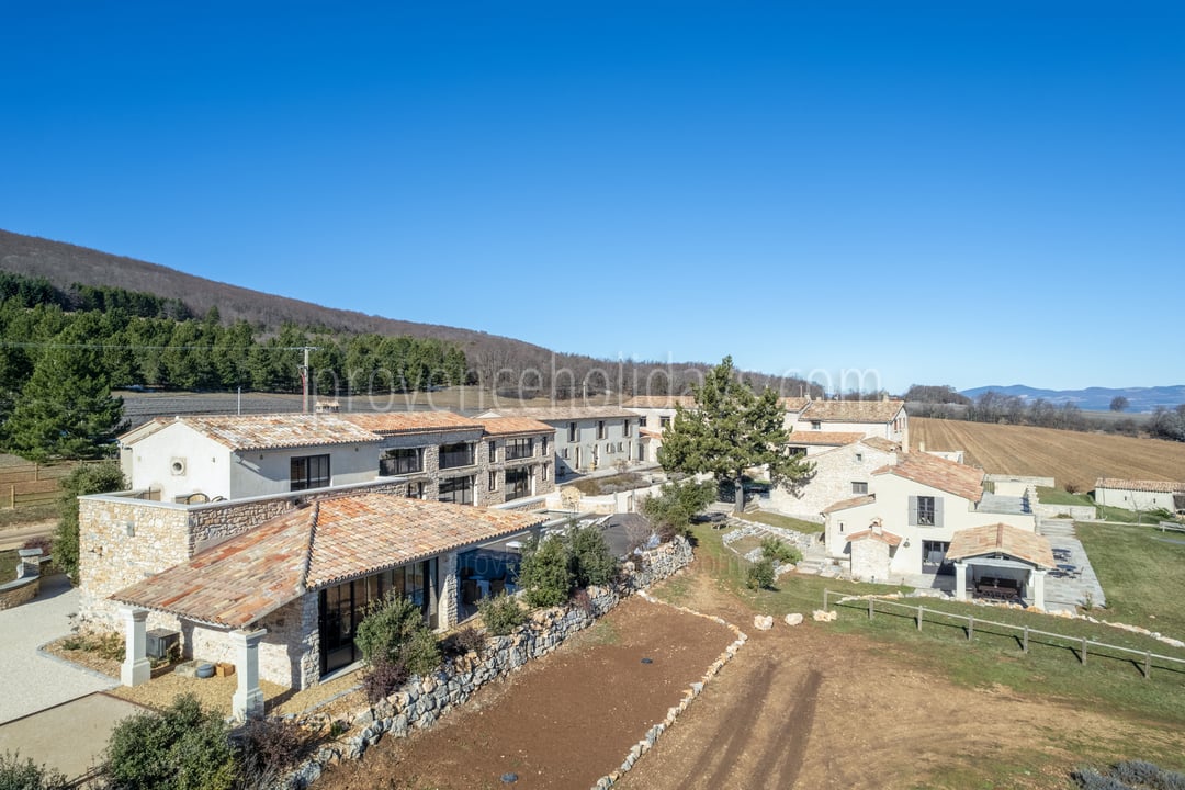 98 - Domaine Château du Bois: Villa: Exterior