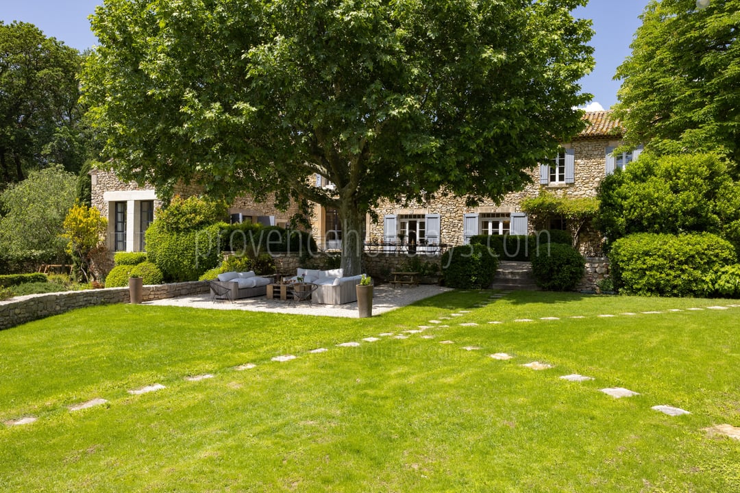 58 - Bastide de Goult: Villa: Exterior