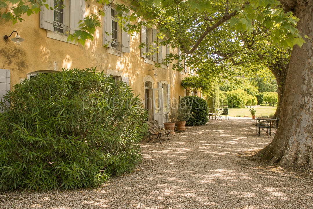 3 - Mas de l\'Orchidée: Villa: Exterior