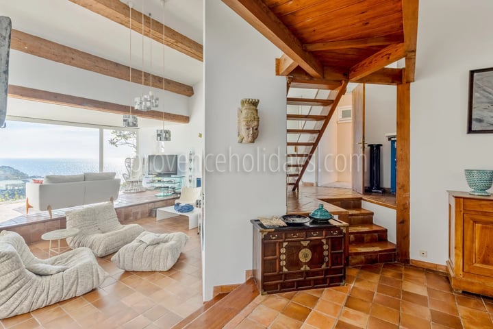 11 - Te renoveren villa in Rayol-Canadel-sur-Mer: Villa: Interior