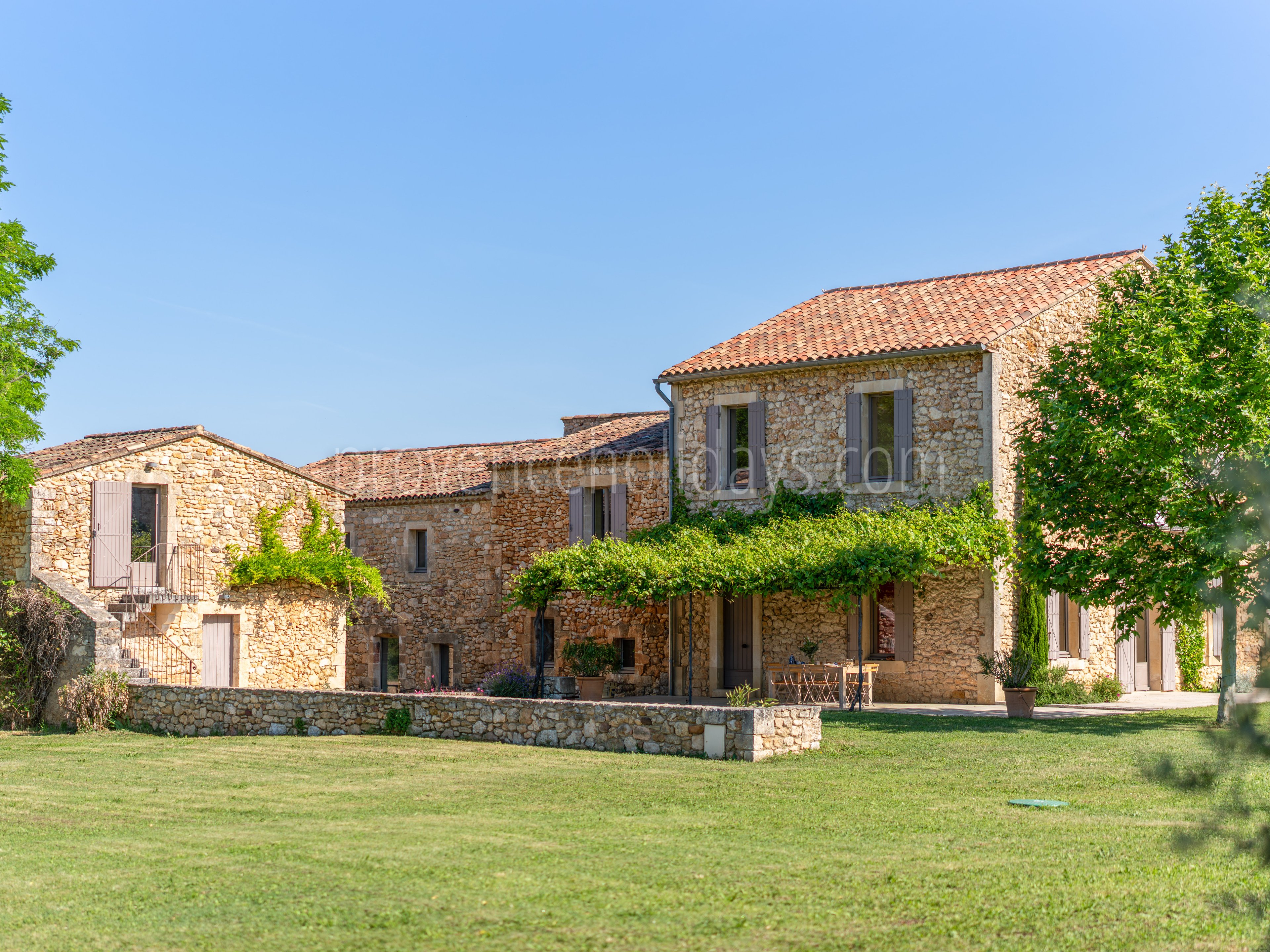 -2 - Mas Bellavista: Villa: Exterior