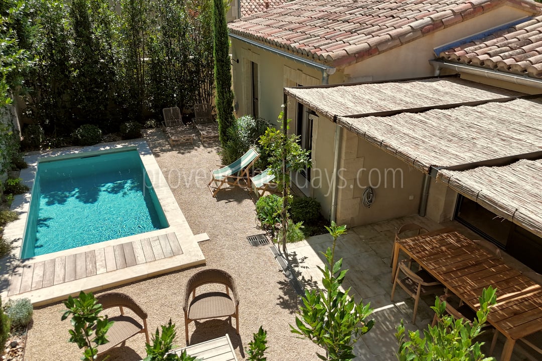 8 - La Saint-Rémoise: Villa: Exterior