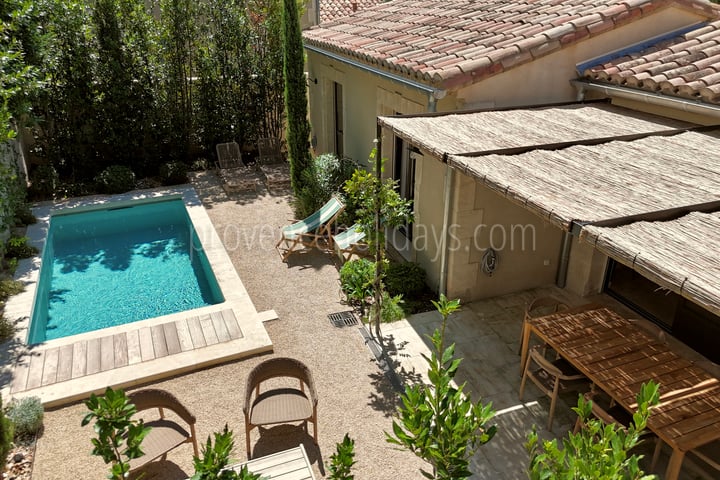 8 - La Saint-Rémoise: Villa: Exterior