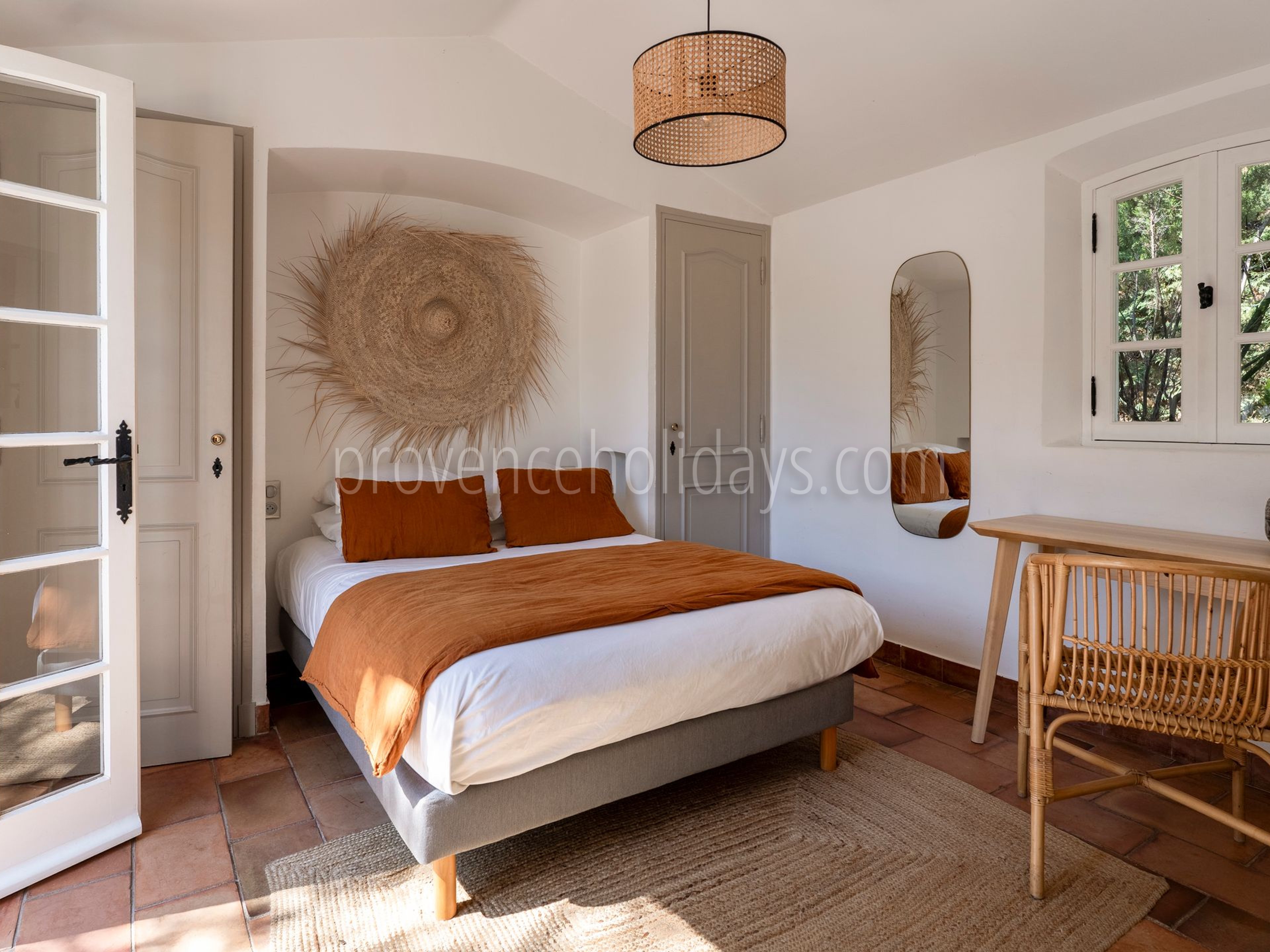 8 - La Villa Bohème: Villa: Bedroom