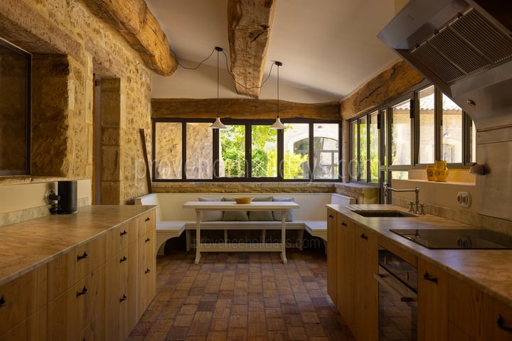 21 - Grand Mas d\'Oppède: Villa: Interior