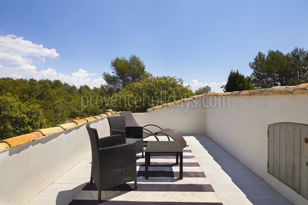 18 - Mas de Gordes: Villa: Exterior