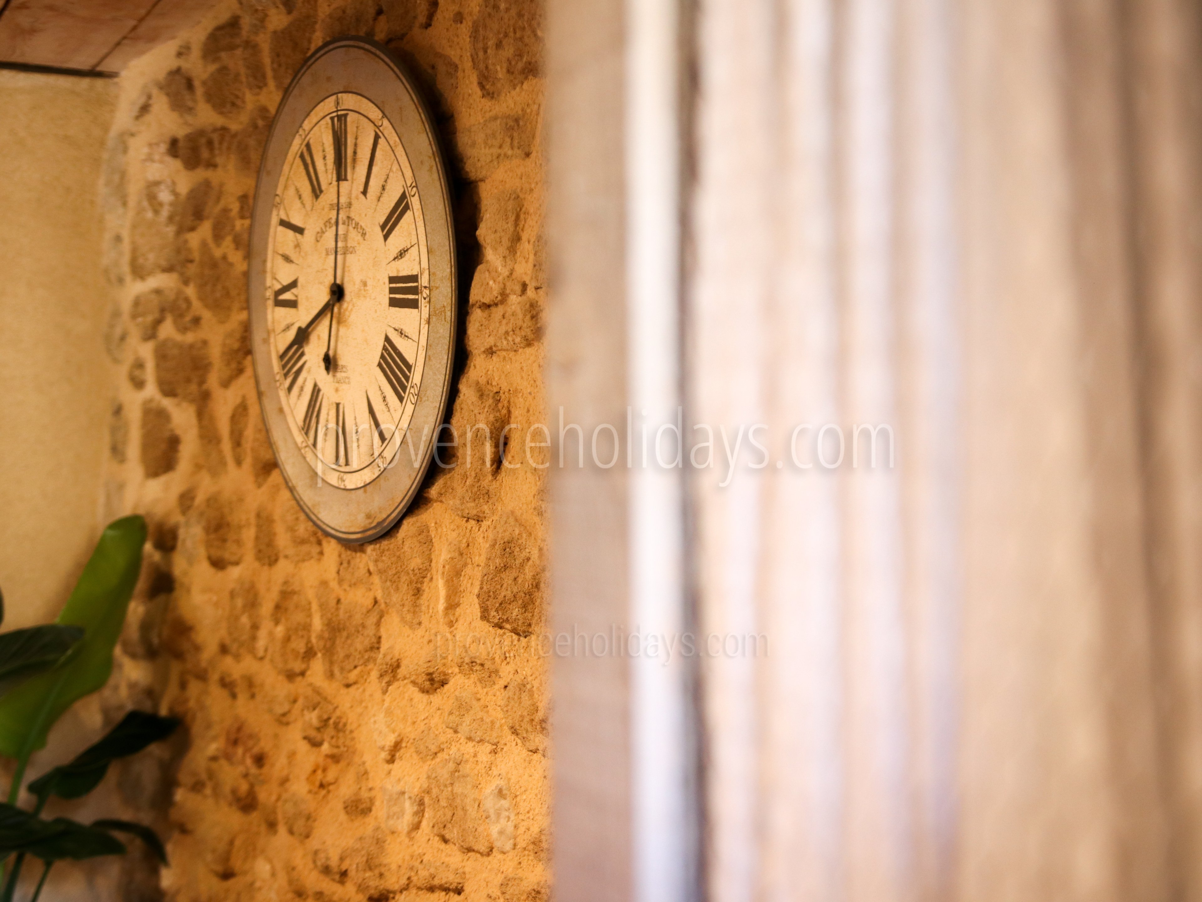 20 - Mas de Beaumes: Villa: Interior