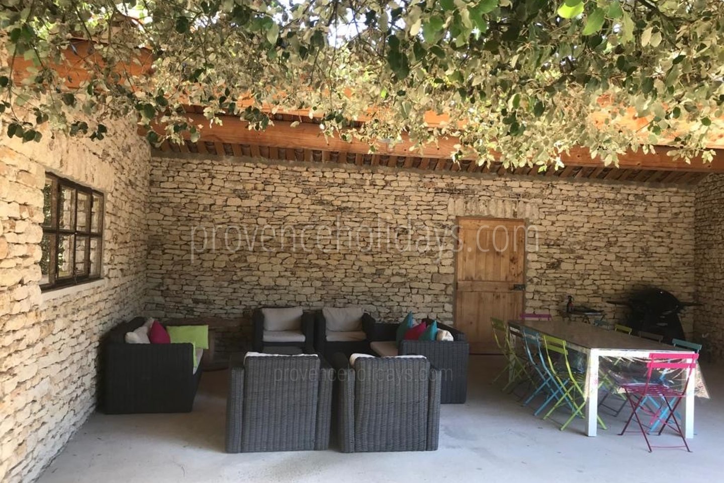 9 - Le Mas de la Pinède: Villa: Exterior