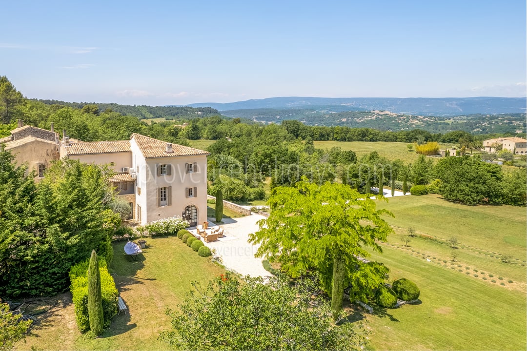 5 - Bastide des Magnans: Villa: Exterior