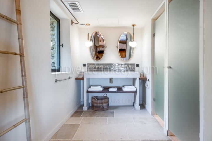 34 - Mas du Verger: Villa: Bathroom