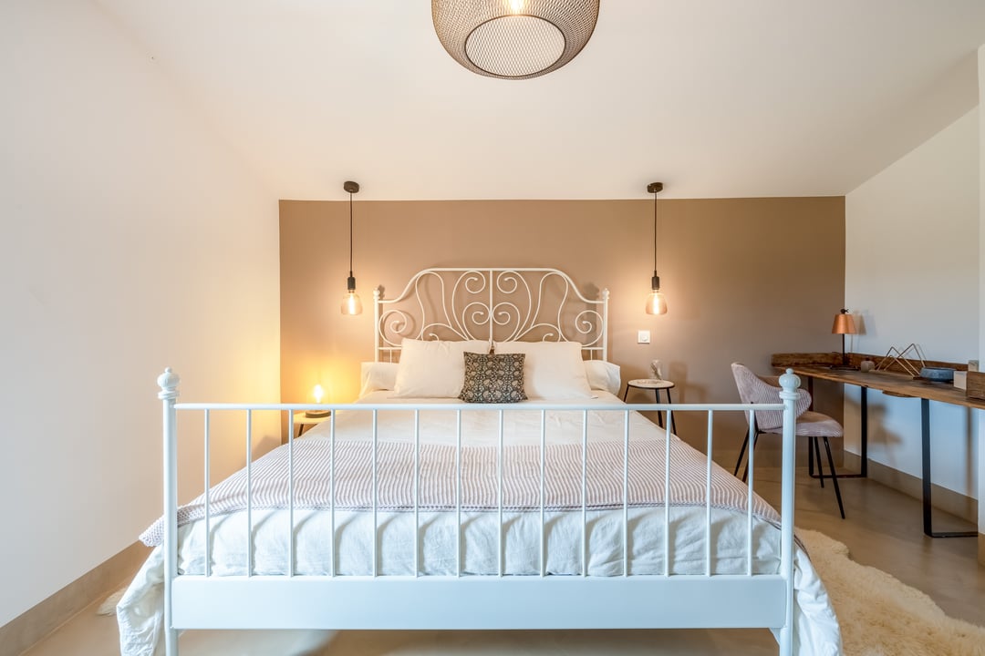 33 - Mas de Seguret: Villa: Bedroom