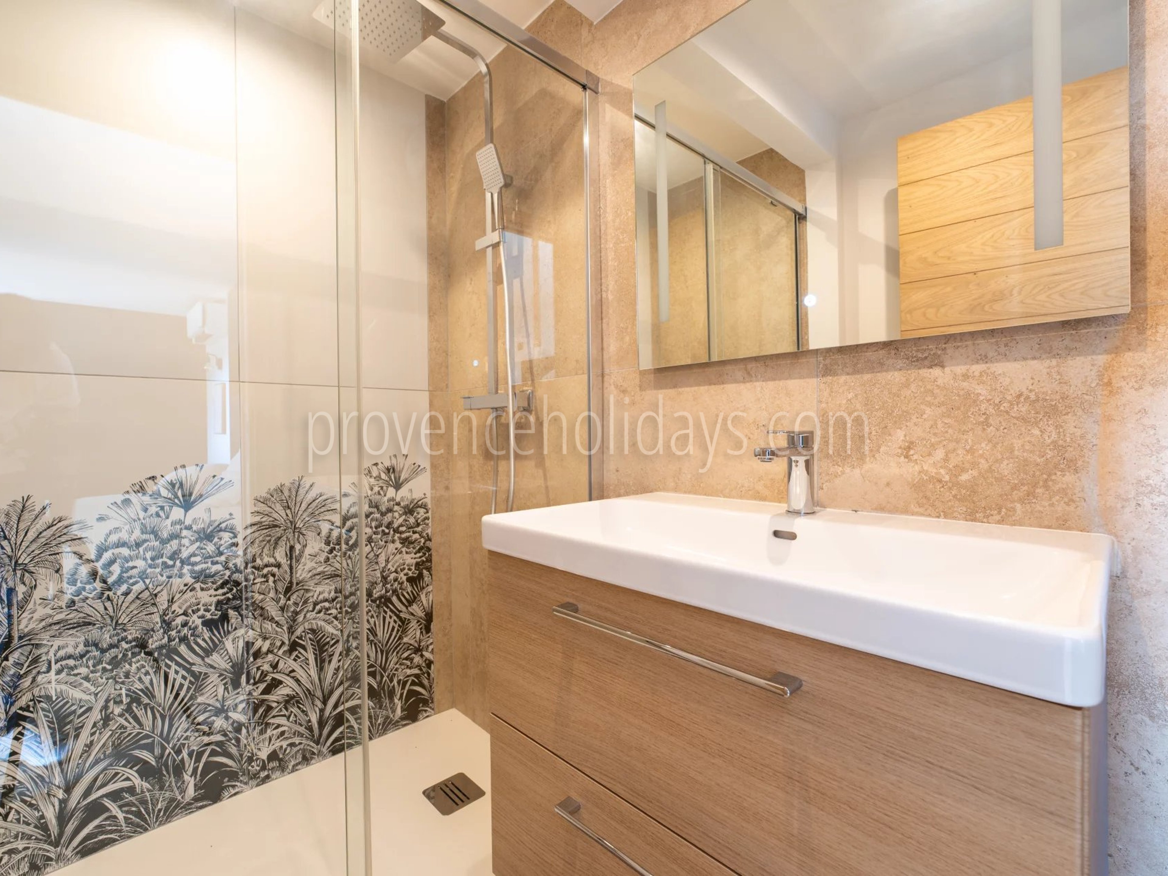 53 - Hedendaagse villa in Cavalaire-sur-Mer: Villa: Bathroom